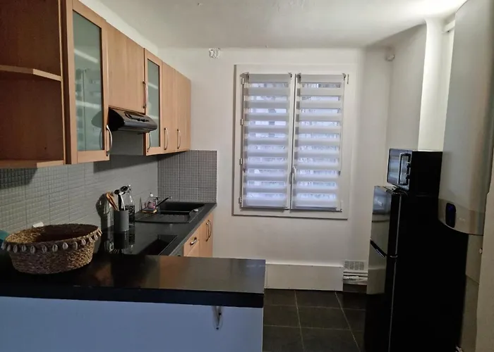 Joli T2 Climatisé Proche Gare Et Centre * Nîmes